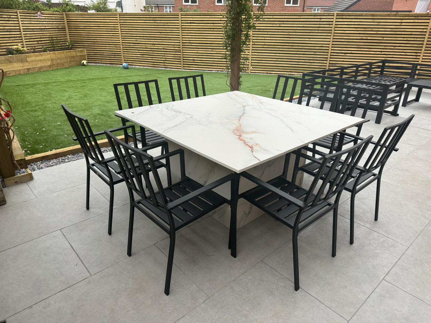 Pisa Outdoor Table